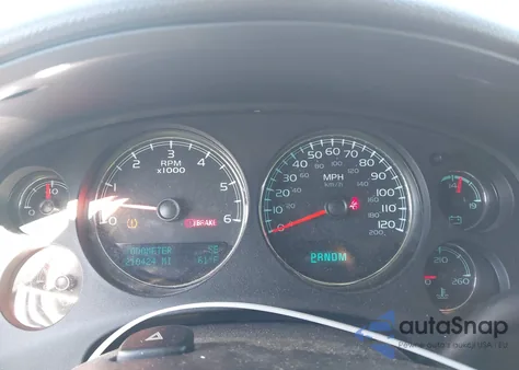 2013 GMC Yukon Sle z USA, uszkodzony, nr VIN 1GKS2AE02DR252744